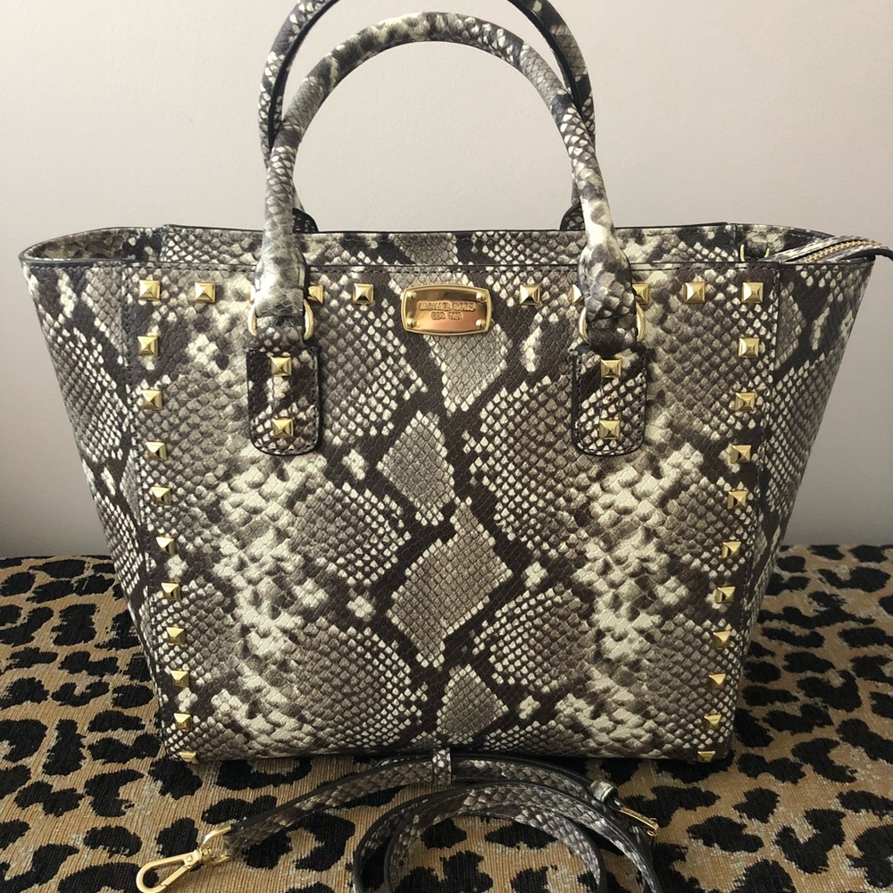 SOLD Michael Kors
Sandrine Stud Natural Saffiano